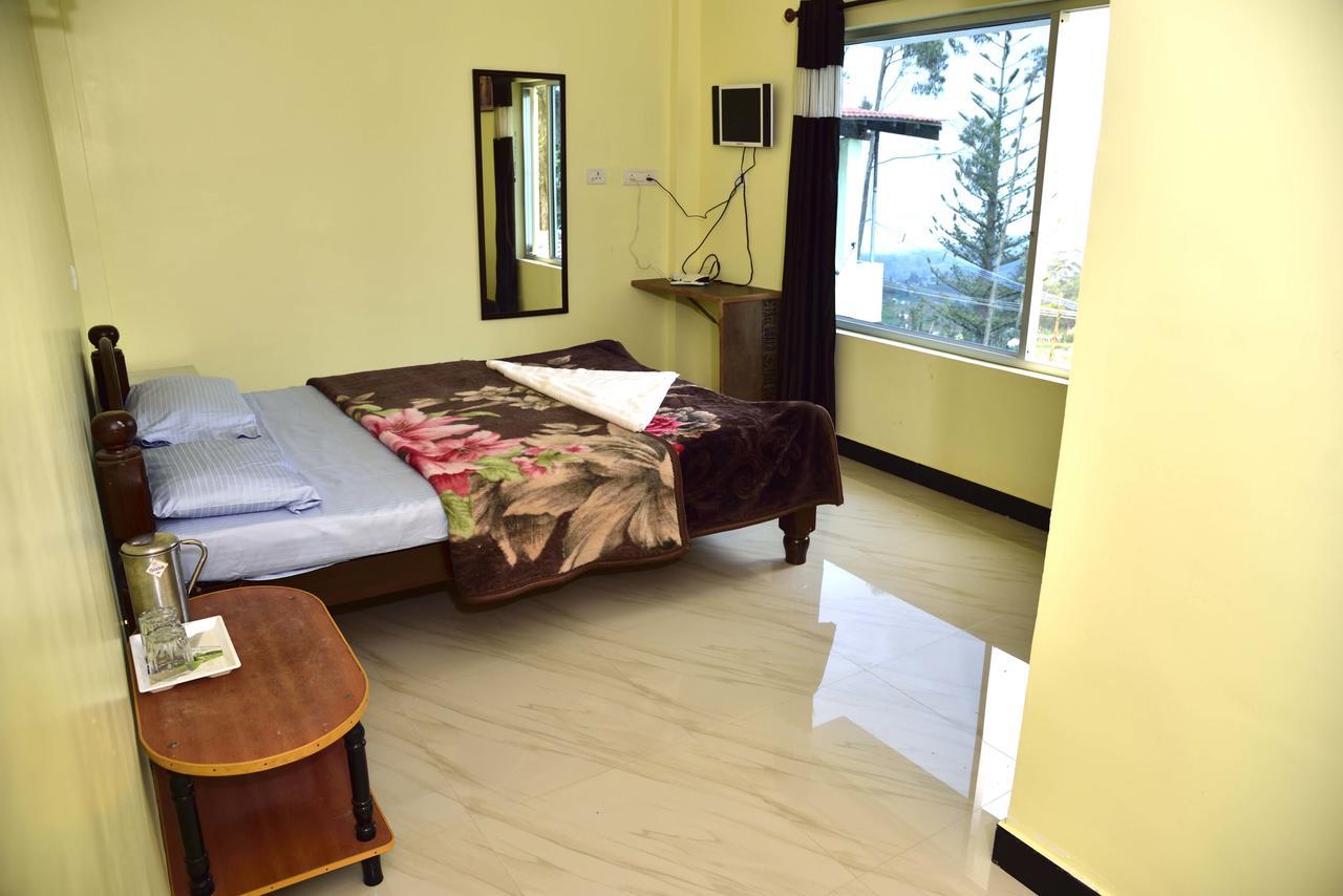 J R Mist Valley Inn Udagamandalam Exterior photo